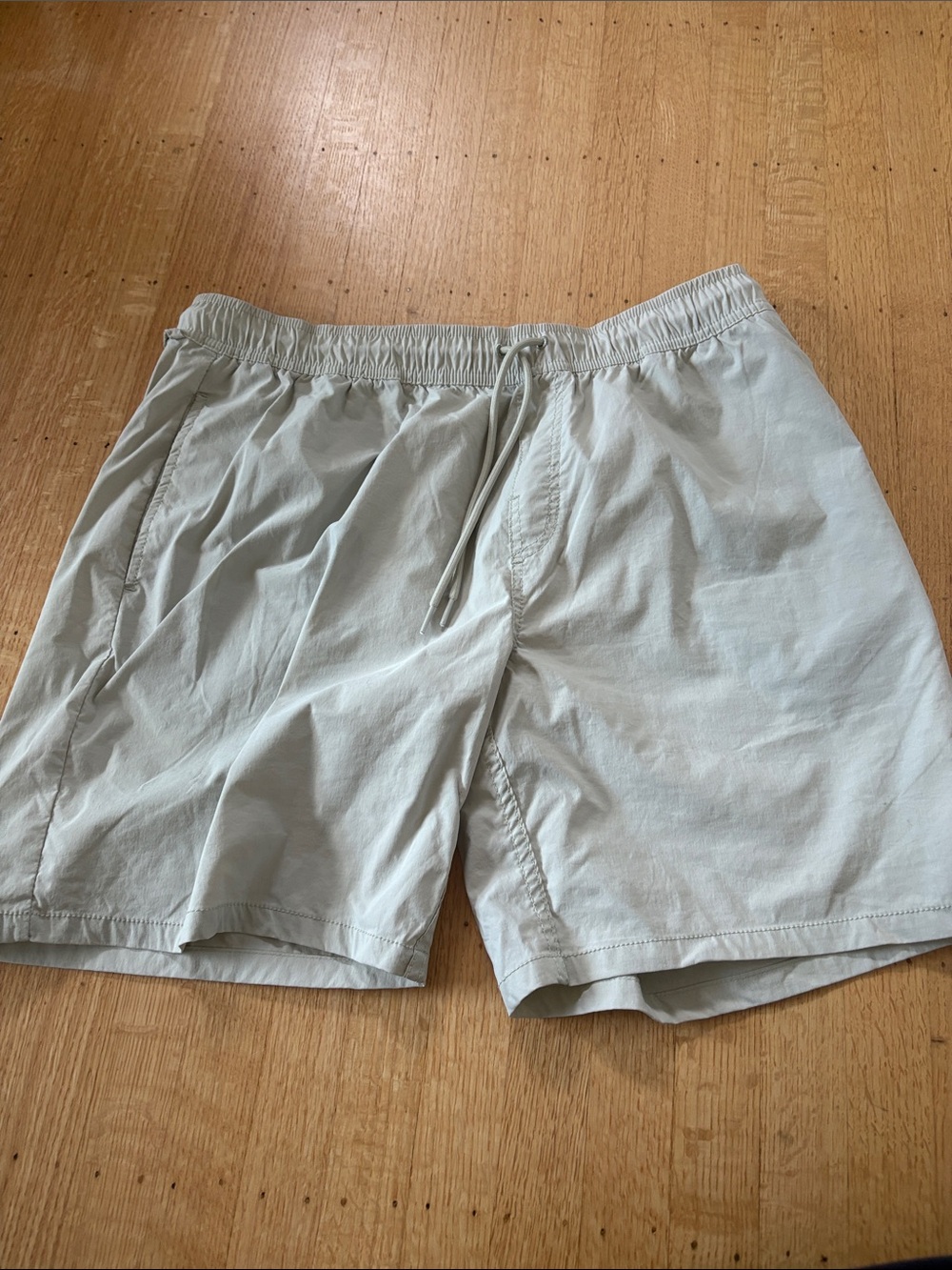 Men's Lightweight Drawstring Shorts in Light Gray